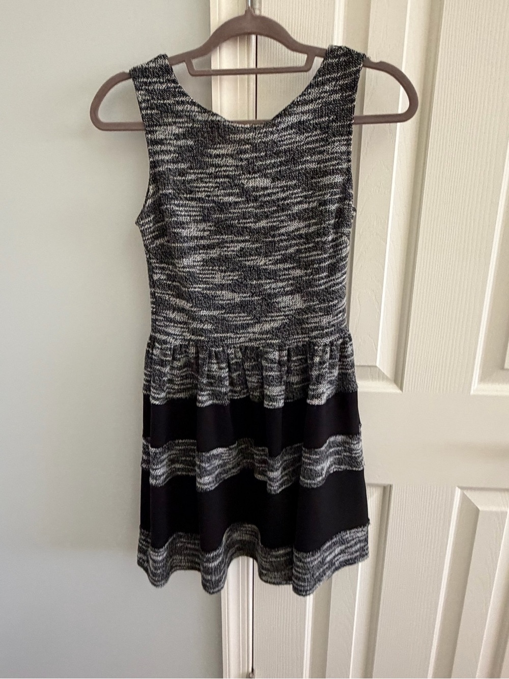 Aqua Black & Gray Sleeveless Knit Peplum Dress